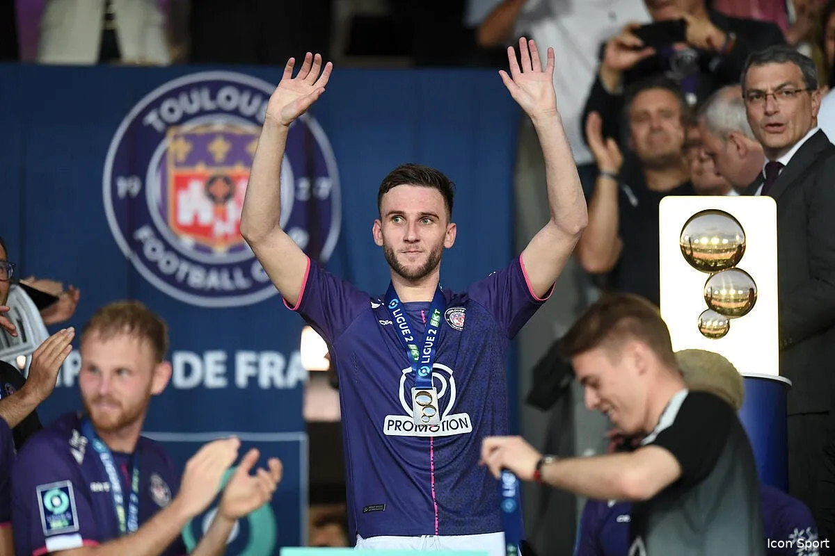 trophees unfp montanier an den boomen toutes les distinctions en l2 icon pl5 7355 341303