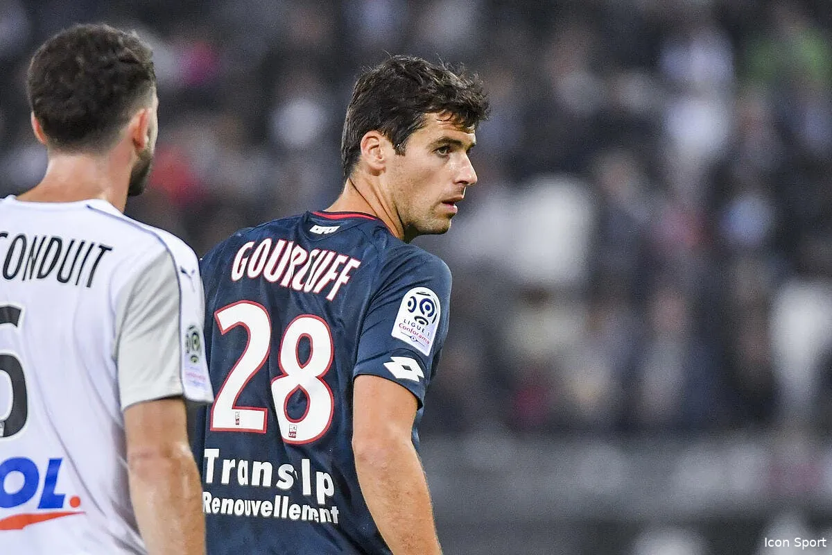un avenir dans le foot gourcuff est tente par deux options icon alc 061018 45 128 359651