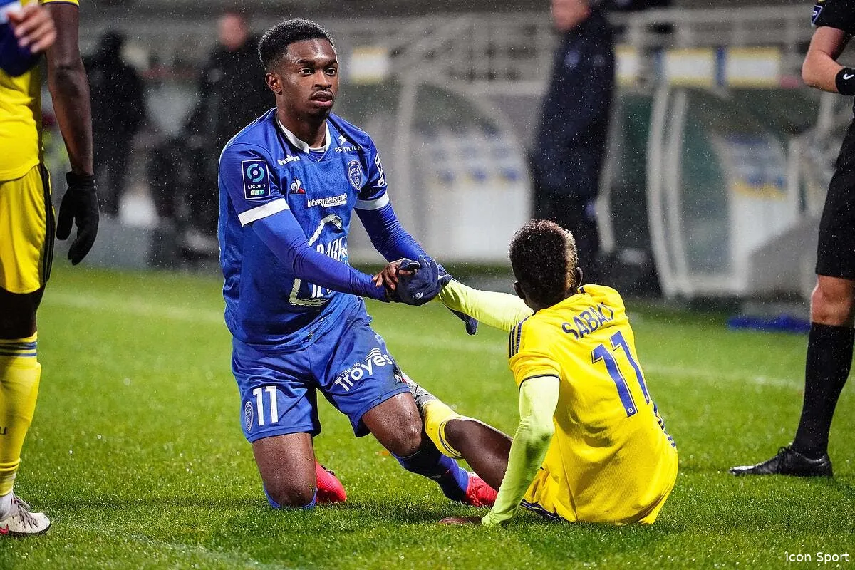 un espoir decu de l ol fonce chez les verts icon 210123p14222 346785