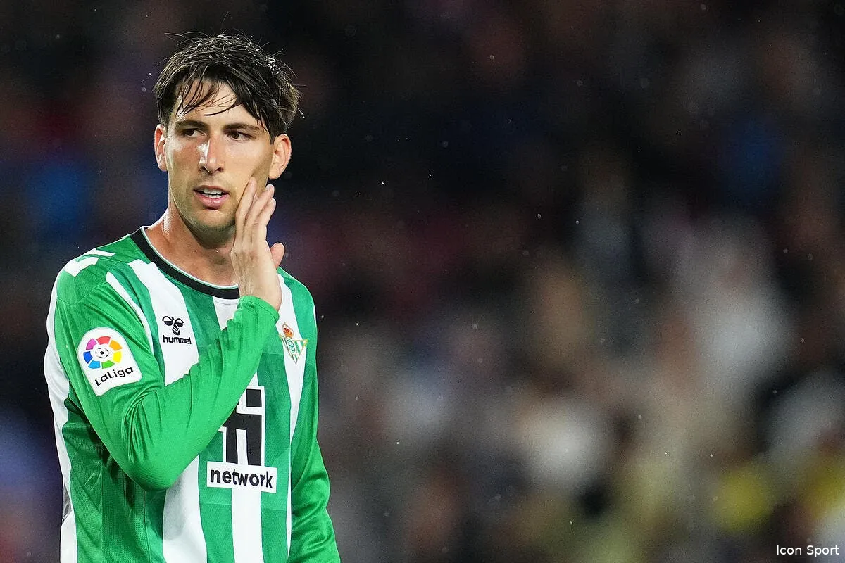 un ex du barca comme lateral gauche pour l om icon ps 230429 2239 362735