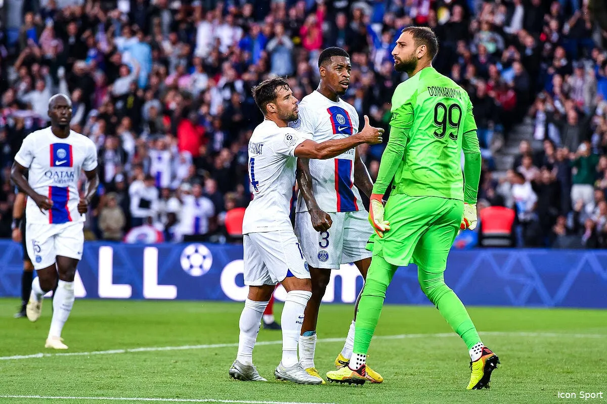 un geste polemique de donnarumma lors de psg brest icon bap 100922 93 151 350159