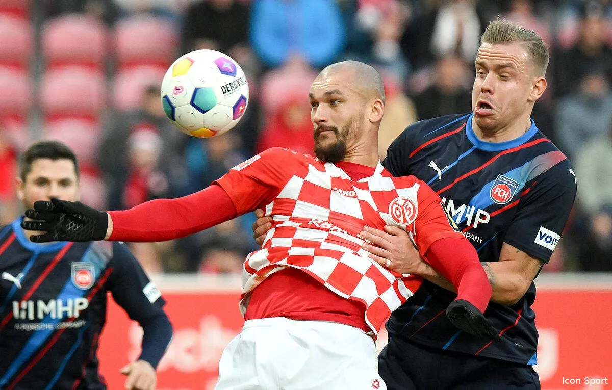 un grand attaquant a l asse les verts lancent l assaut iconsport 184431 0010 378666