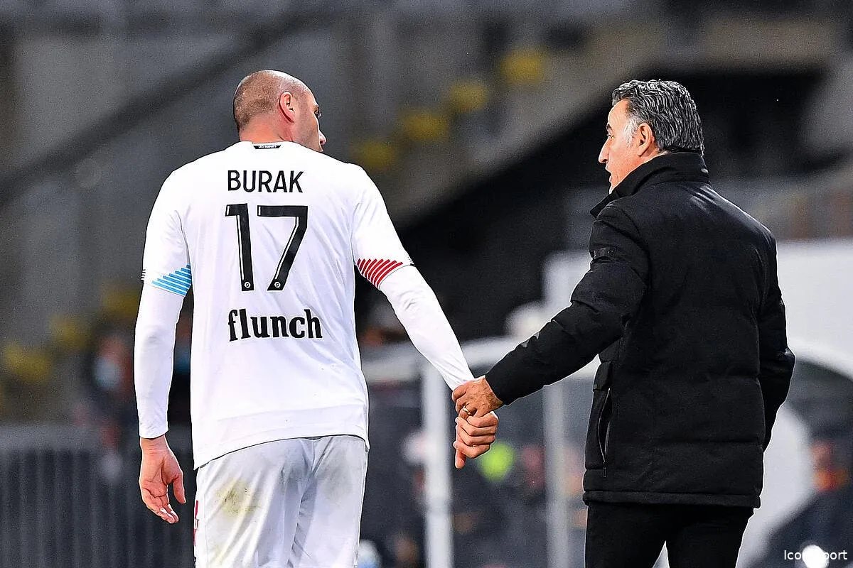 un joueur musulman defend galtier en plein tempete icon bap 070521 93 187 359167