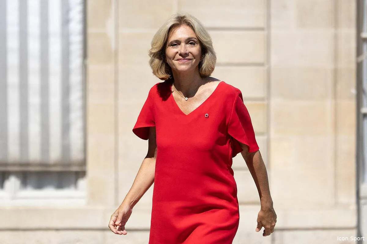 valerie pecresse fait de la place en ile de france pour le psg iconsport 236873 0059 380766