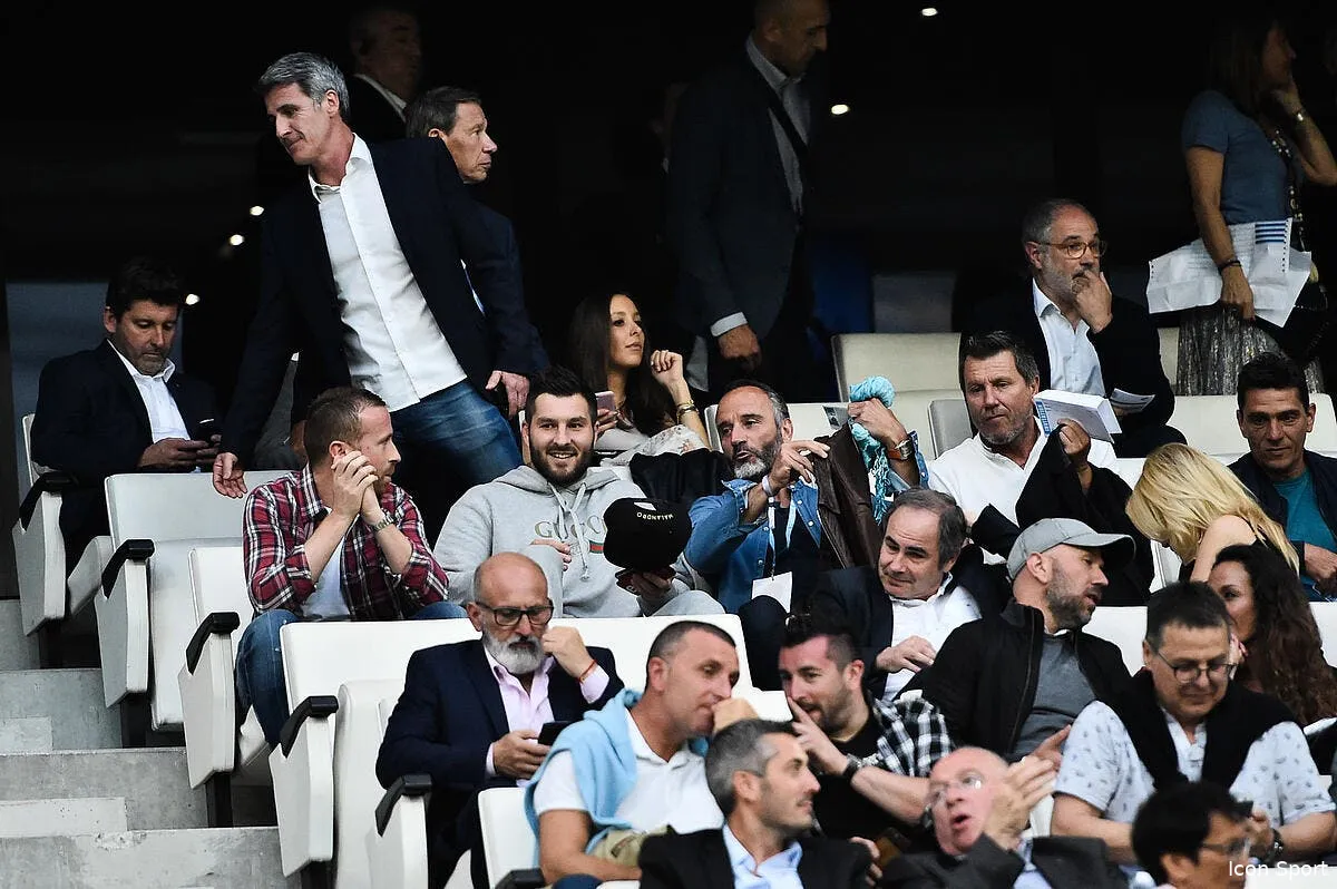 vente om un clip avec di meco fait fantasmer les supporters icon dim 190518 08 11 314001