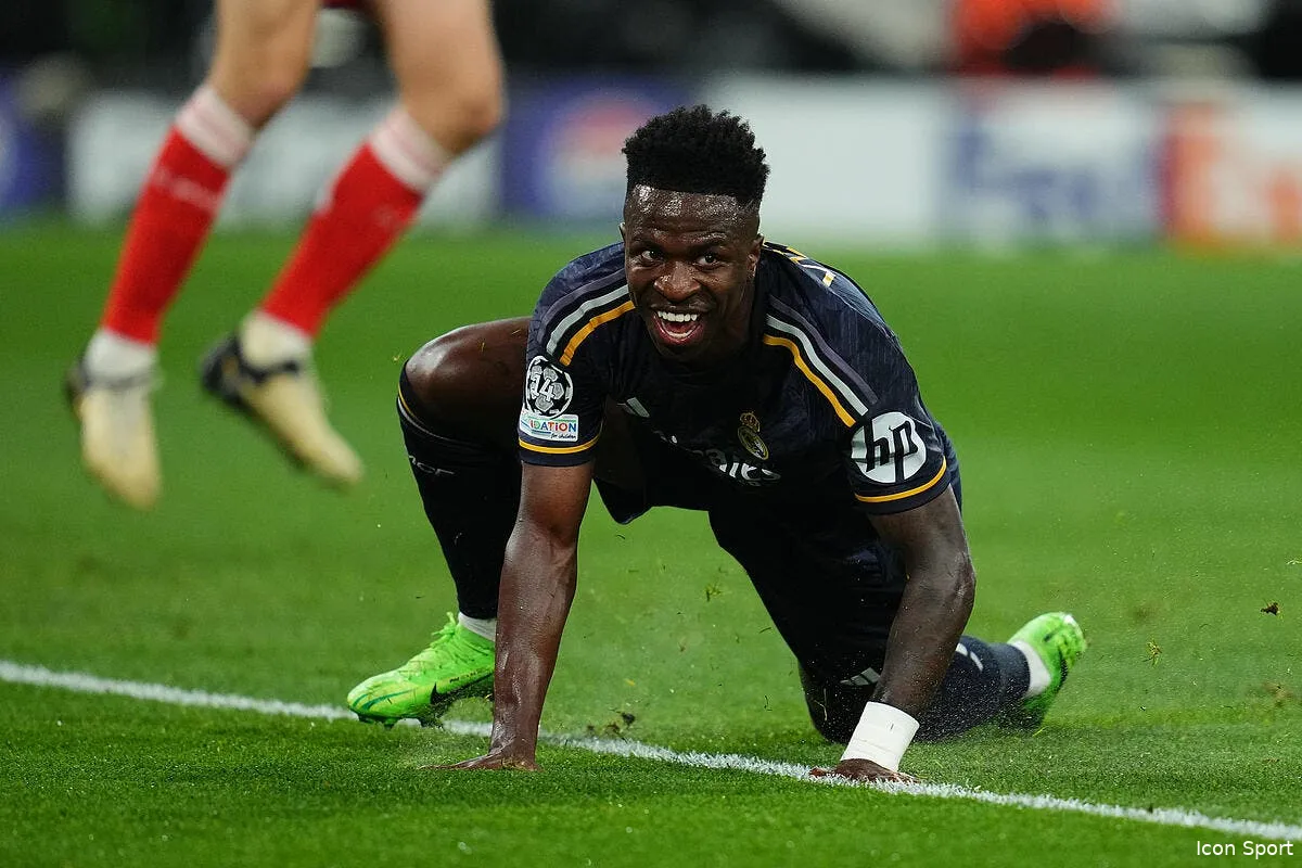 vinicius jr detrone cristiano ronaldo au real madrid iconsport 216494 0010 375429