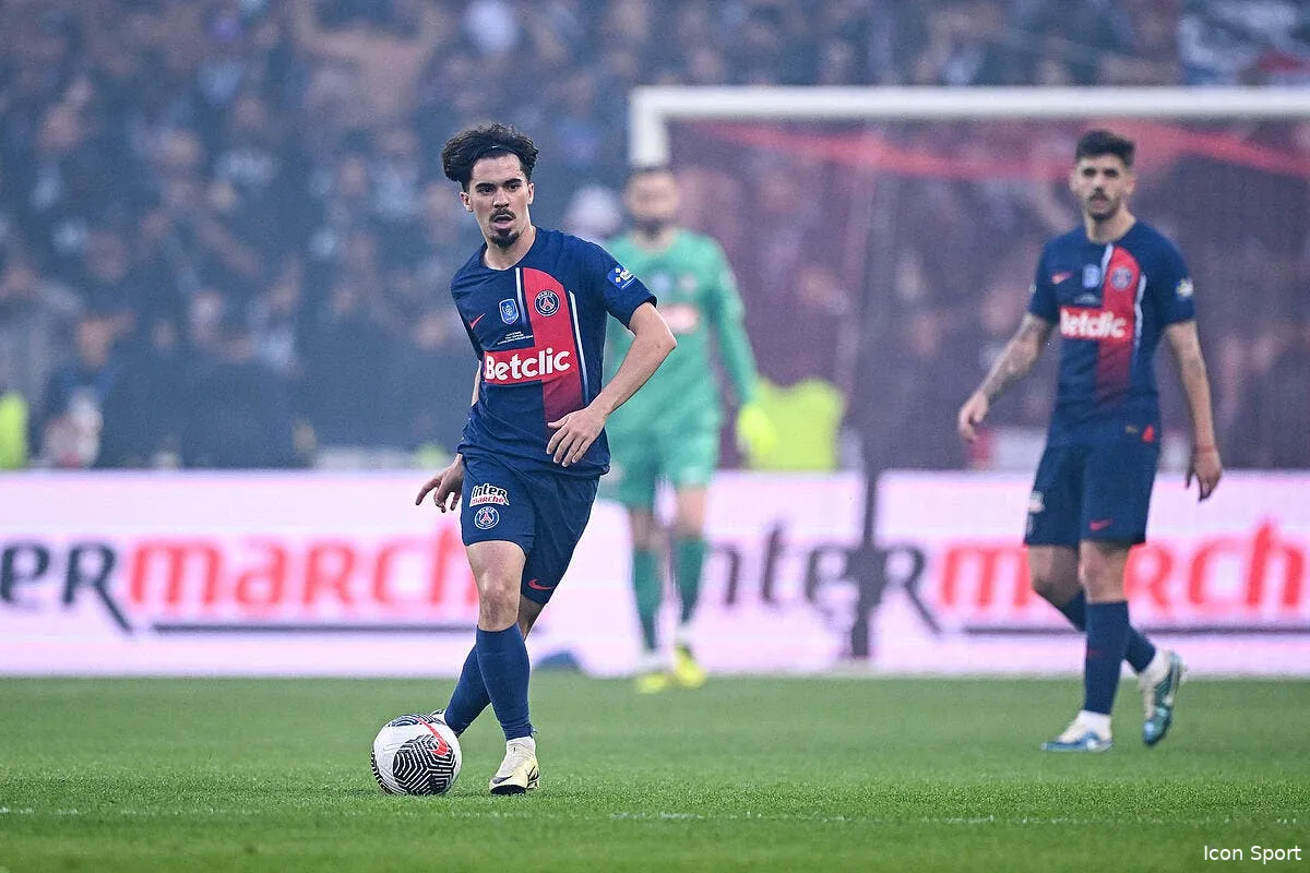 vitinha psg dans l equipe type de la ligue des champions iconsport 227934 0328 376714