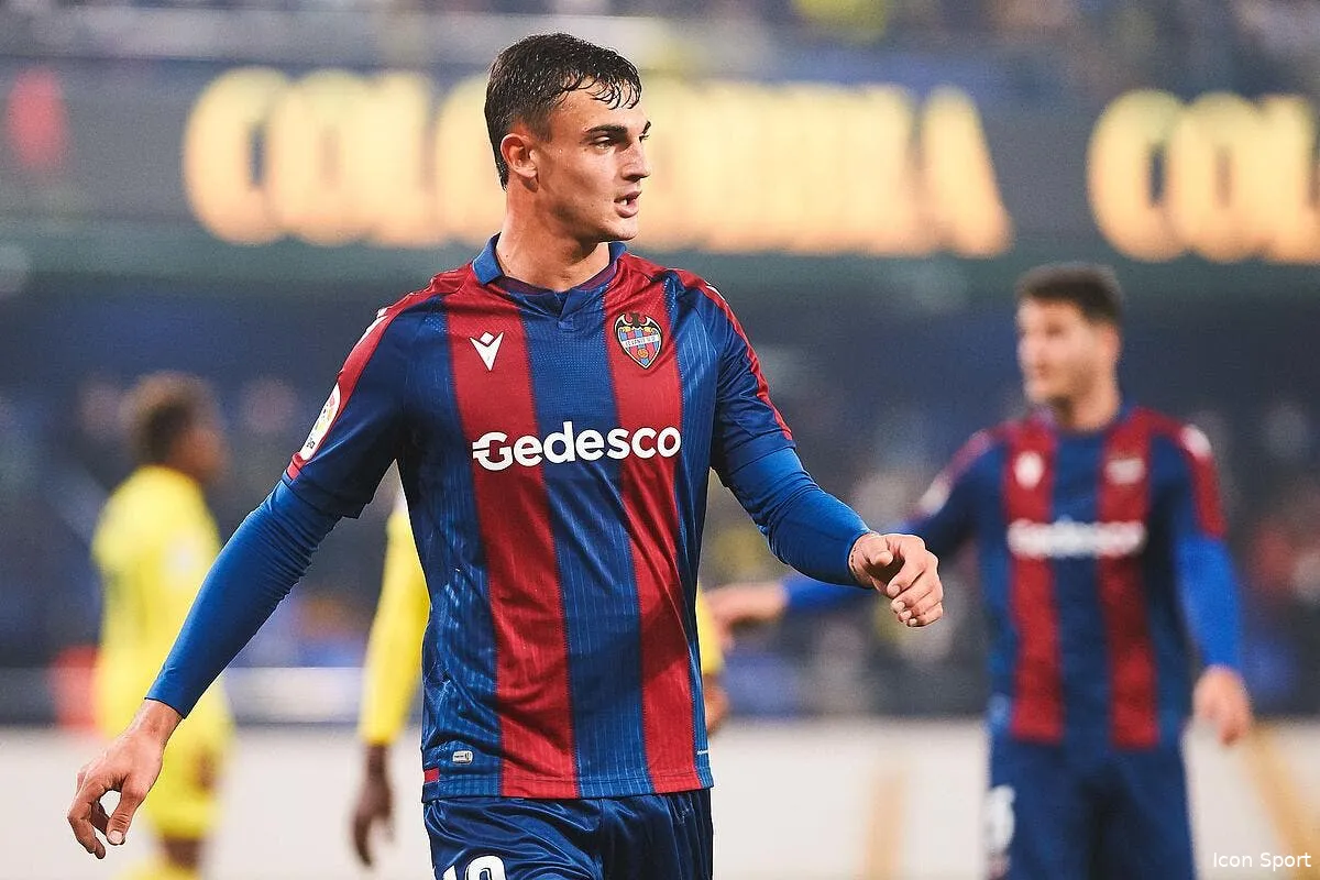 vole par le real madrid un joueur d almeria crie au scandale icon 018084 0031 370864