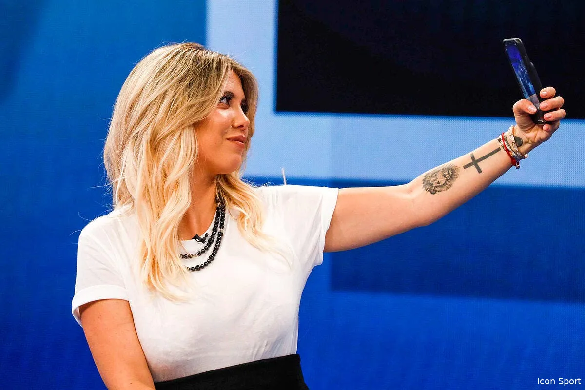 wanda nara plume mauro icardi c est l amour fou icon italy photo press 906367 327893