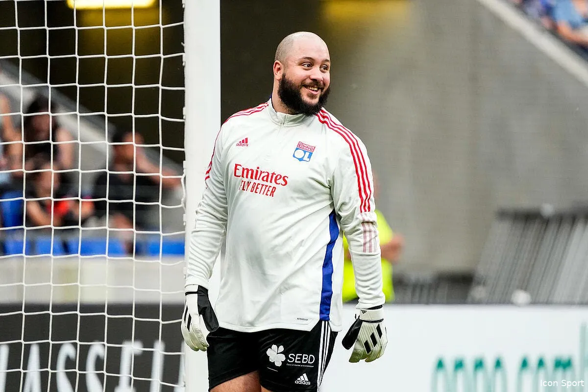 zack nani abandonne l ol ira en ligue 2 icon 10052022 dsc9500 367623
