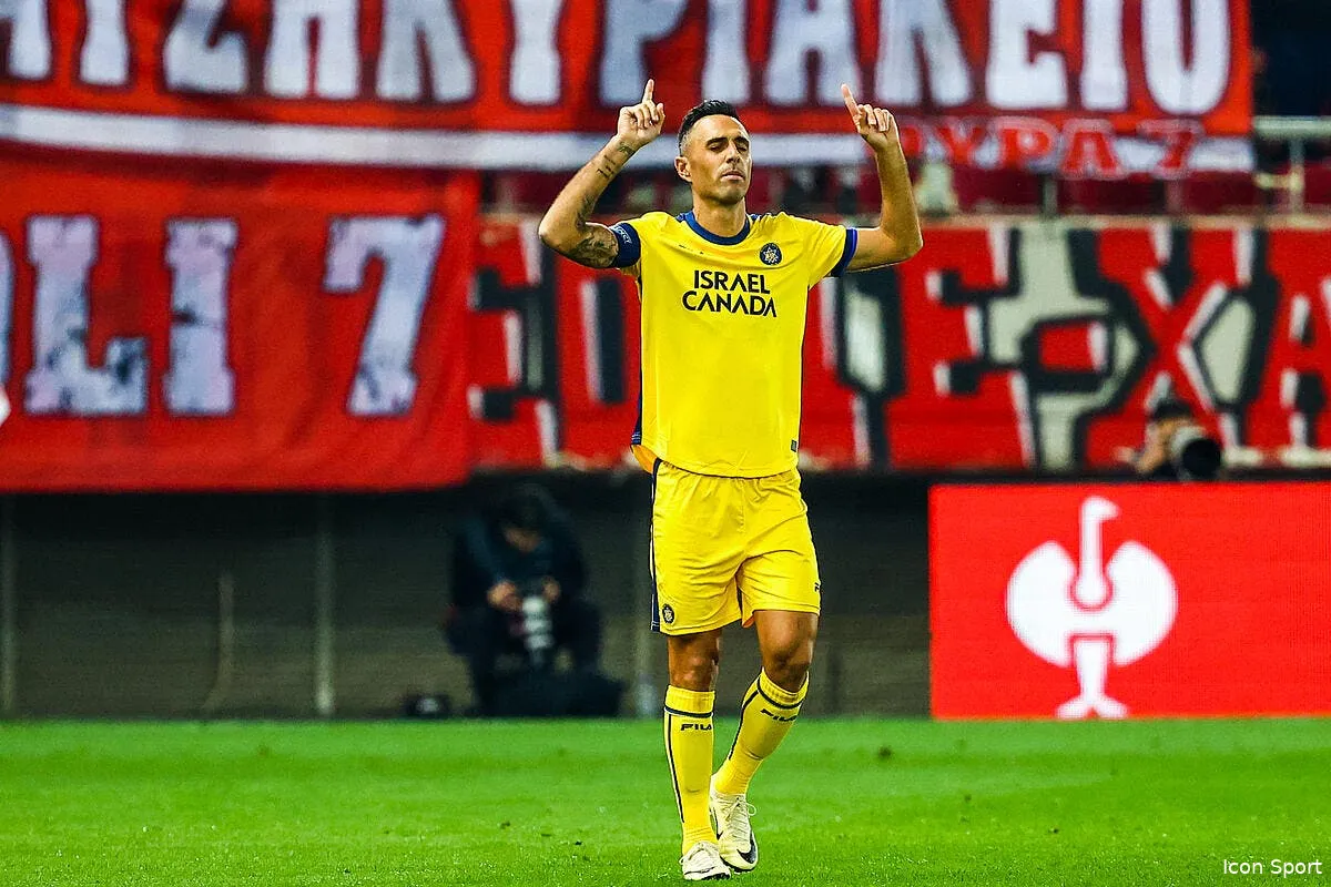 zahavi et ziyech se clashent apres ajax tel aviv iconsport 195151 0021 383644