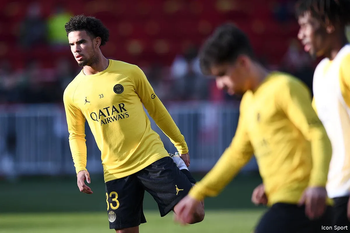 zaire emery meilleur joueur du psg il a tranche icon pl5 4950 357003