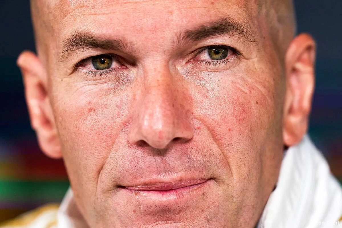 zidane au psg bengous tente un coup tordu icon ecommercefotos ecommerce2 102758818 341495