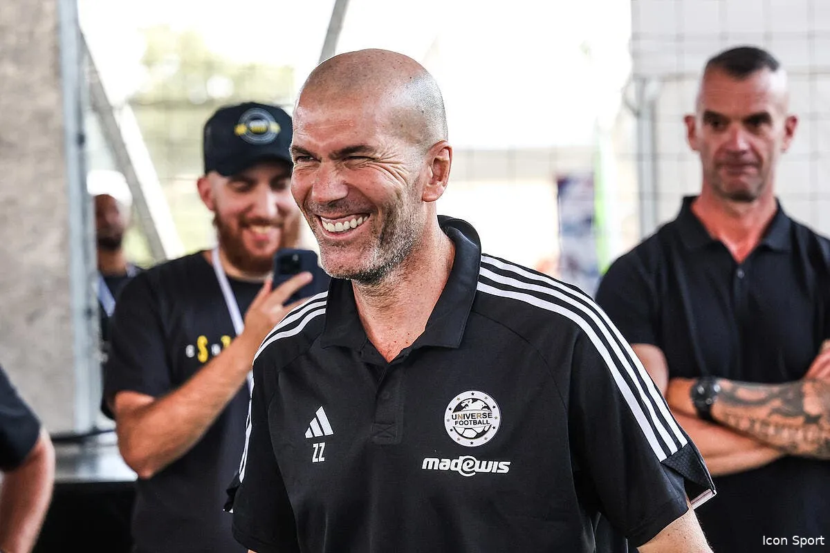 zidane de retour sur un banc il brise le silence icon fid 0081 3 366553