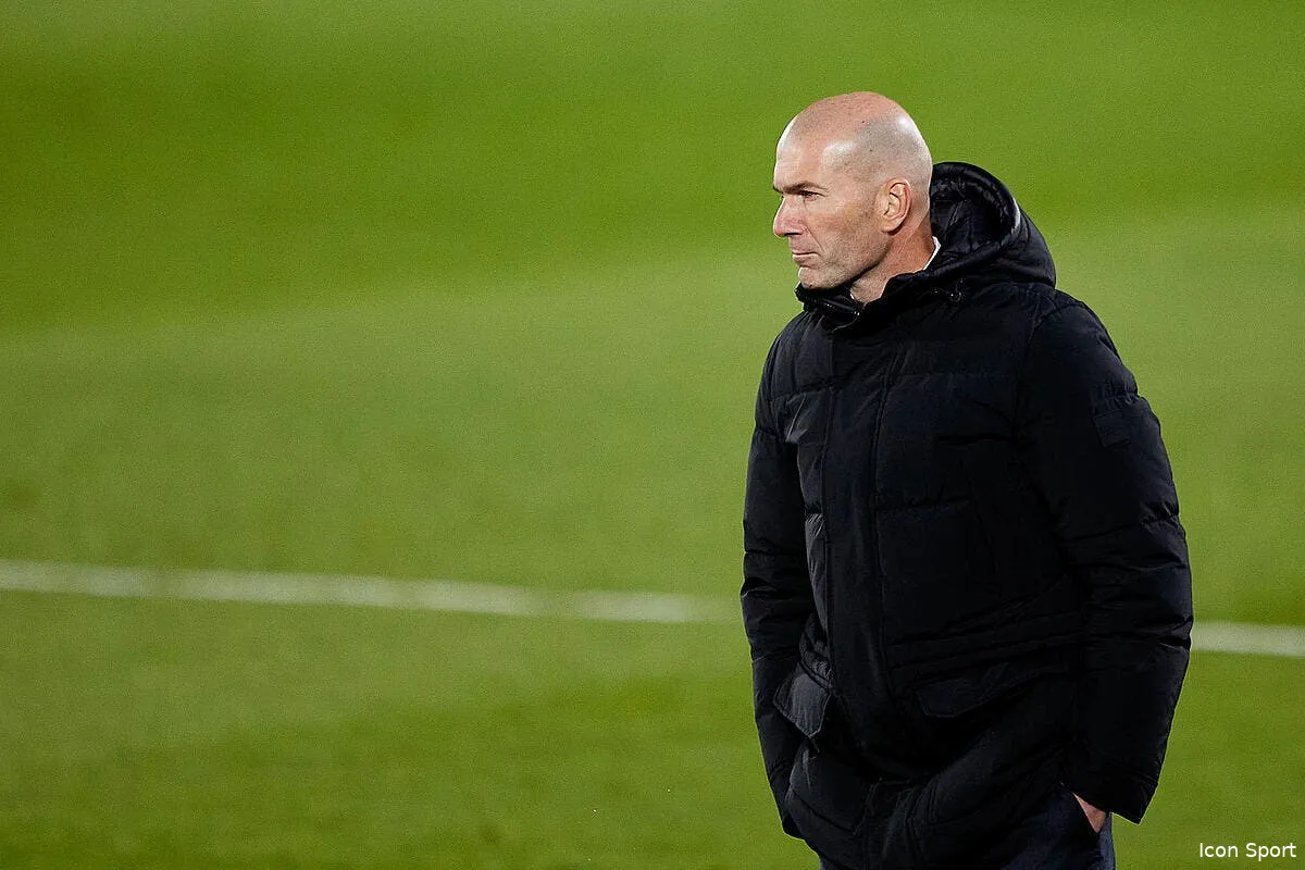 zidane qui snobe le psg pour l om il ne pense qu a ca icon ra 201212 381 356005