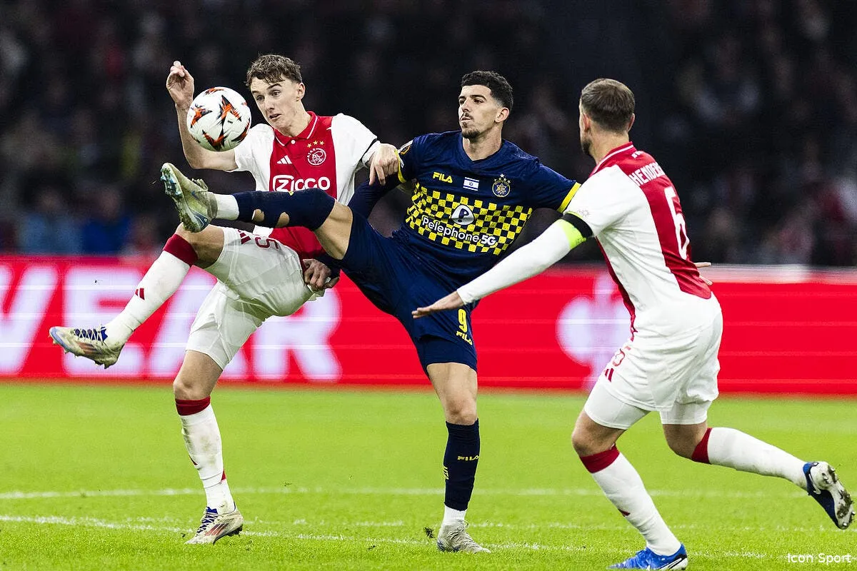 20 buts cette saison nantes craque pour ce buteur a 5 me iconsport 243931 0086 394796