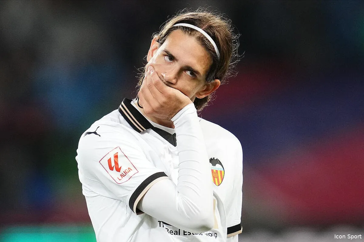 25 me pour un lateral gauche le psg profite d une super promo iconsport 216194 0131 394985