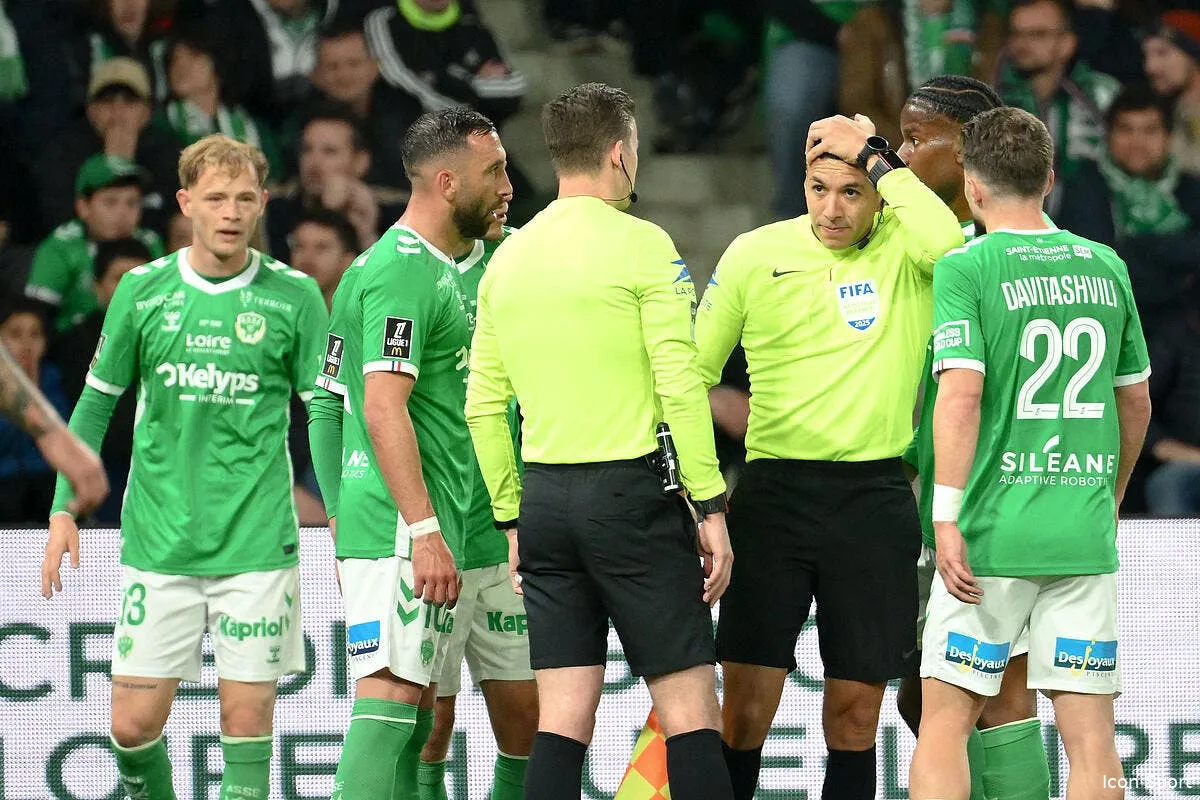 asse ol le supporter stephanois n a pas tout avoue iconsport 258202 0112 391678