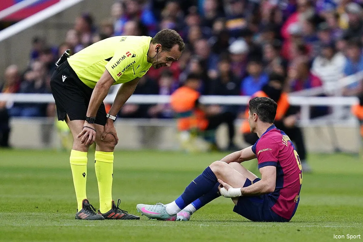 barca lewandowski absent trois semaines iconsport 258042 0039 391569