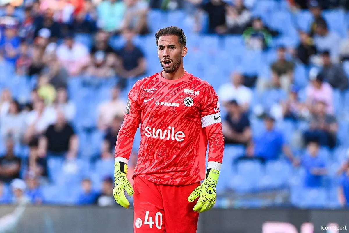 benjamin lecomte rapporte un paquet d argent a montpellier iconsport 256873 0145 396020