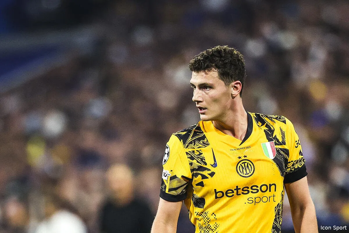 benjamin pavard a l om c est du serieux iconsport 261406 1916 397566