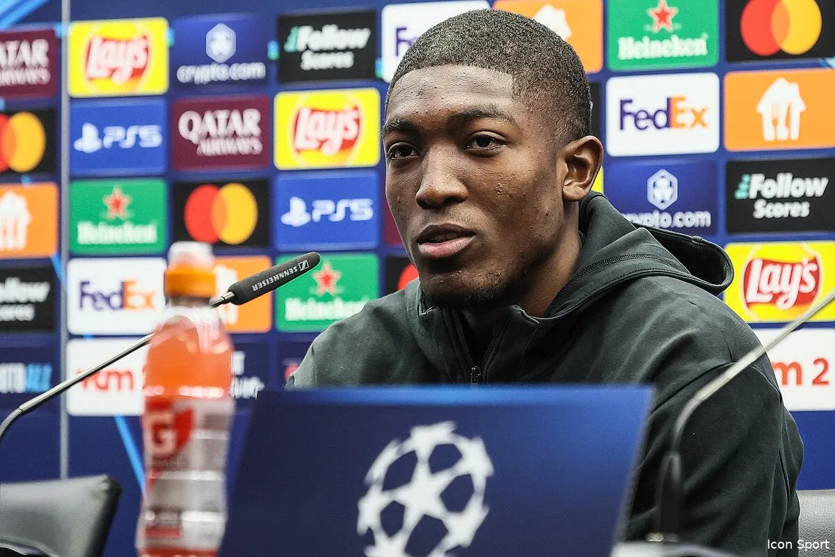 c est fait pour 32 me l om tient son taulier en defense iconsport 246756 0004 396535