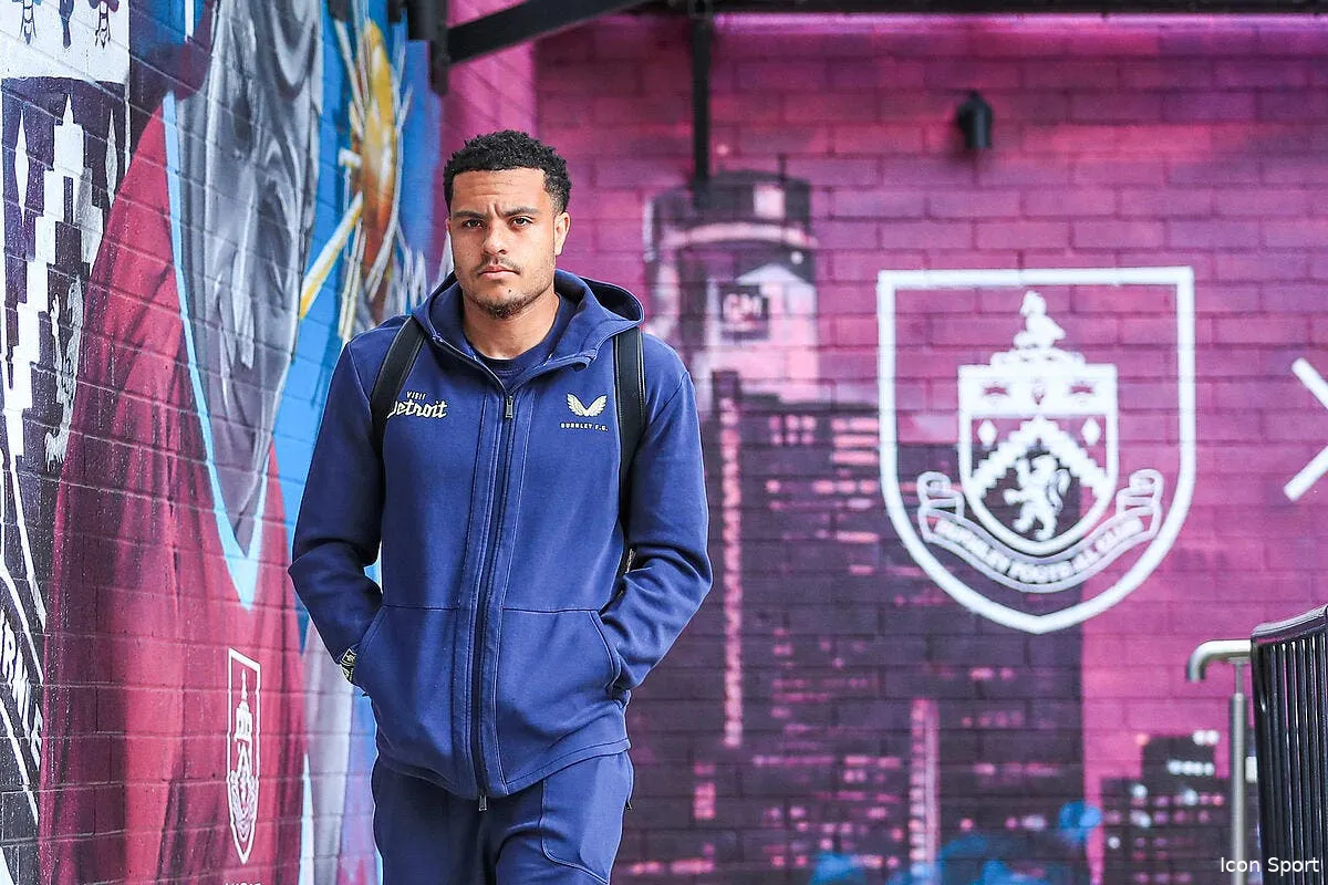 cj egan riley va signer pour quatre ans a l om iconsport 260113 0024 394149