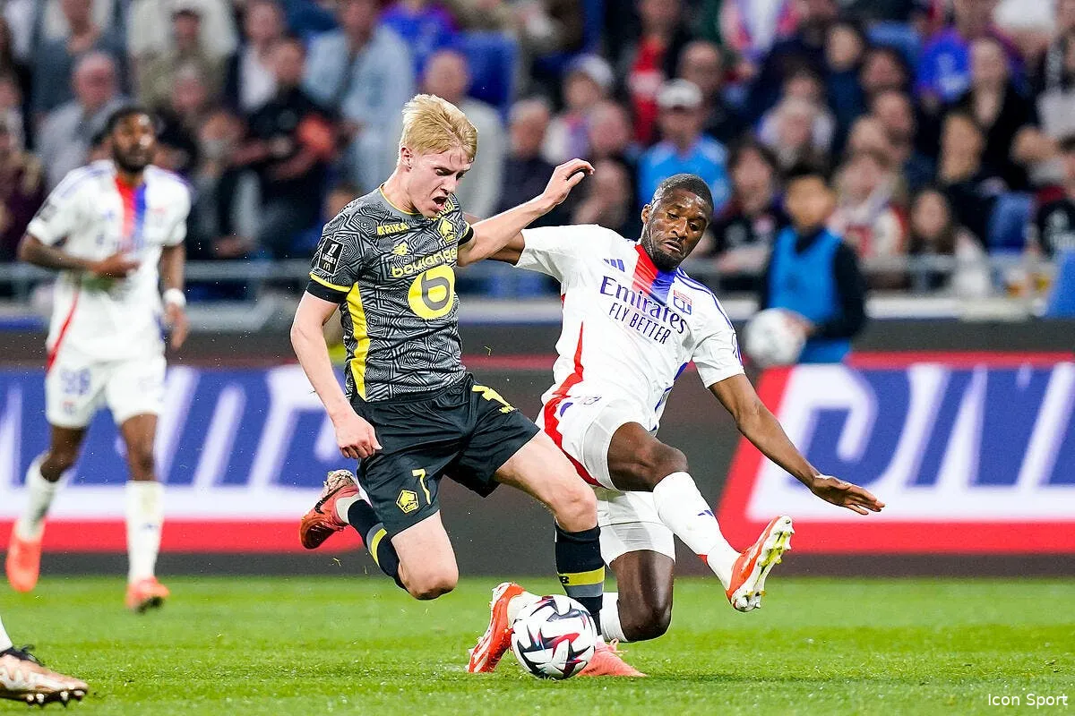 clinton mata quitte l ol l enorme coup de bluff iconsport 256763 0330 391058