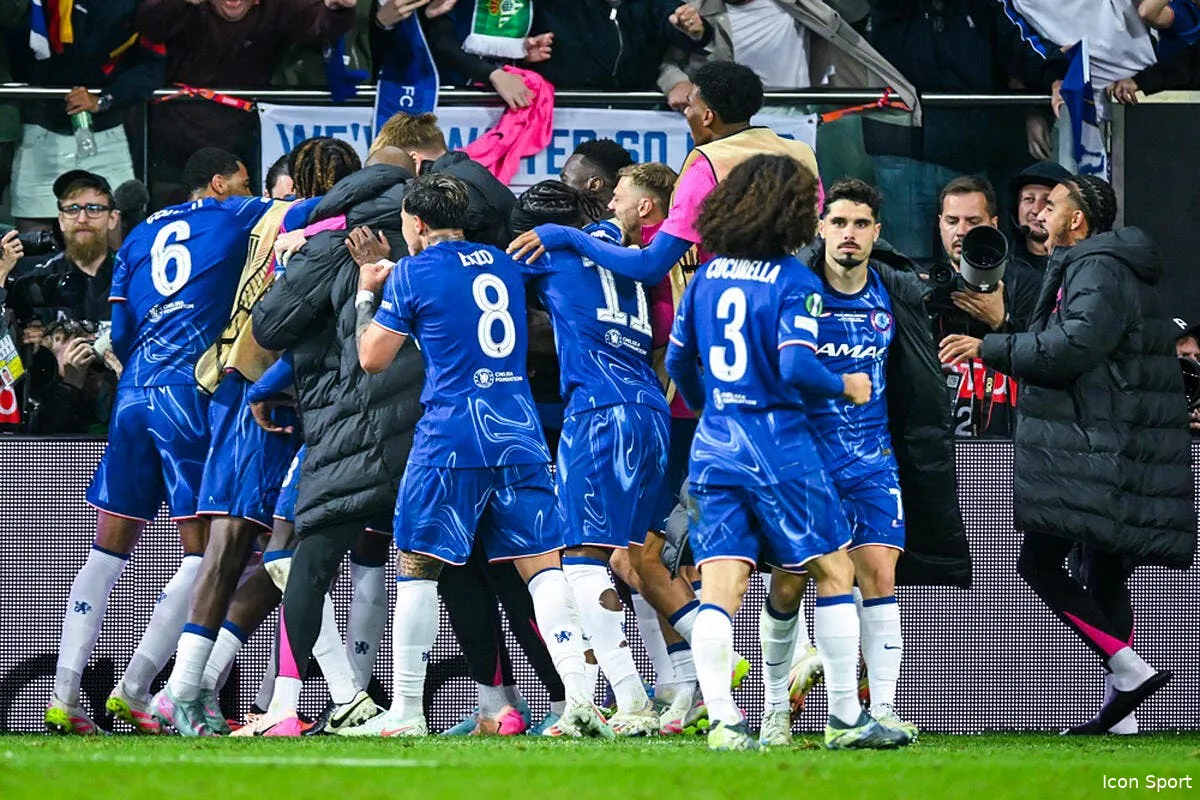 ecl chelsea complete son grand chelem europeen iconsport 261216 0397 393413