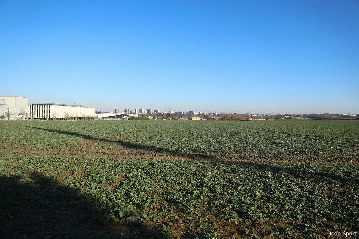 grand stade du psg 90 000 places massy met tout le monde ko iconsport 249290 0024 392989