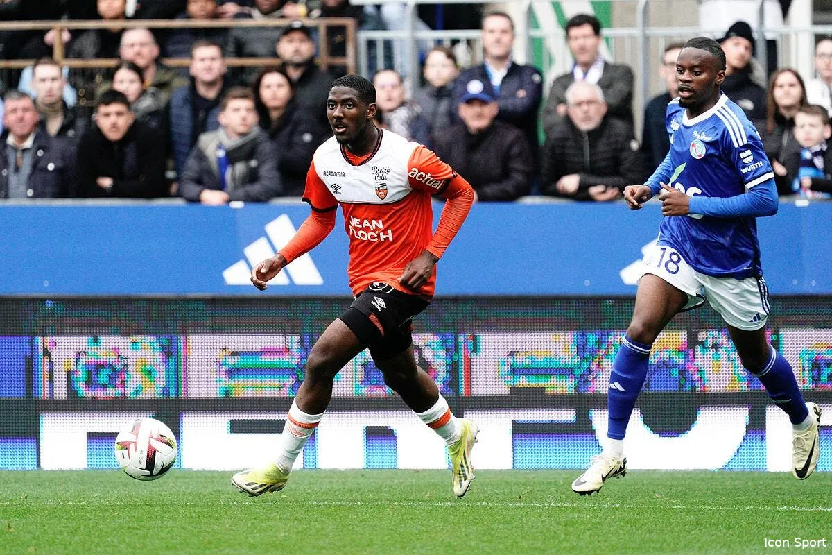 l asse ou le qatar il hesite pour son avenir iconsport 191323 0426 391057