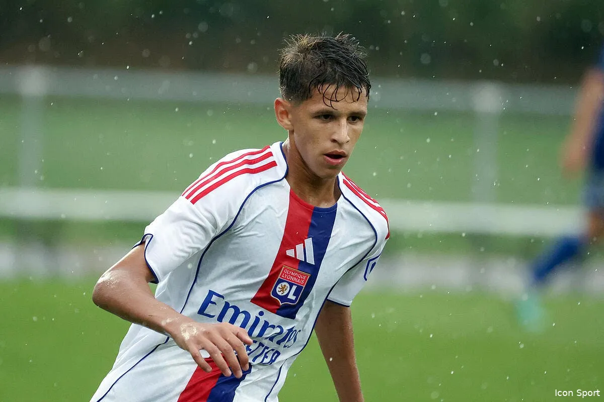 l ol craque pour son diamant khalis merah iconsport 264758 0137 396478