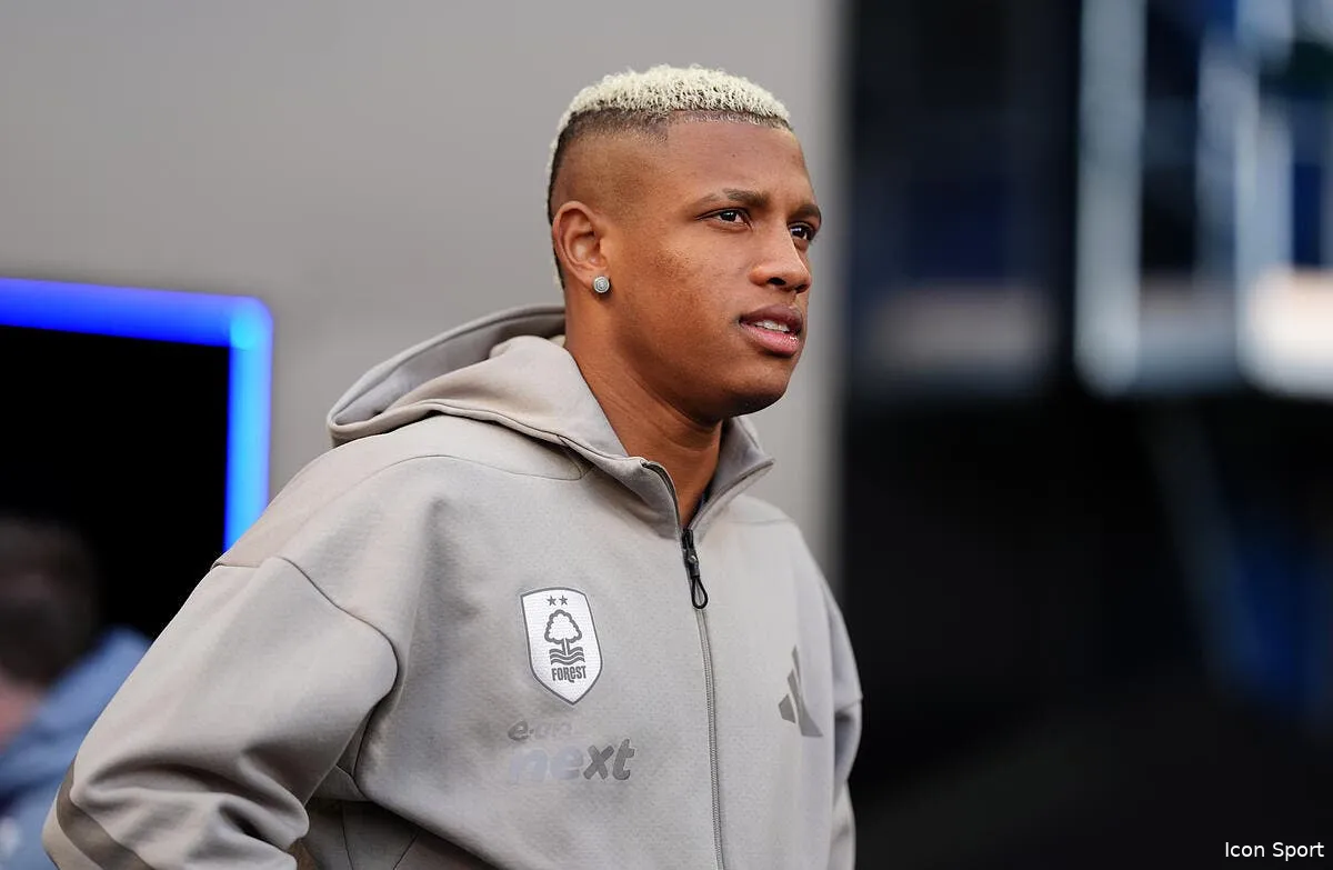 l ol offre une recrue inesperee a la real sociedad iconsport 254884 0014 395283