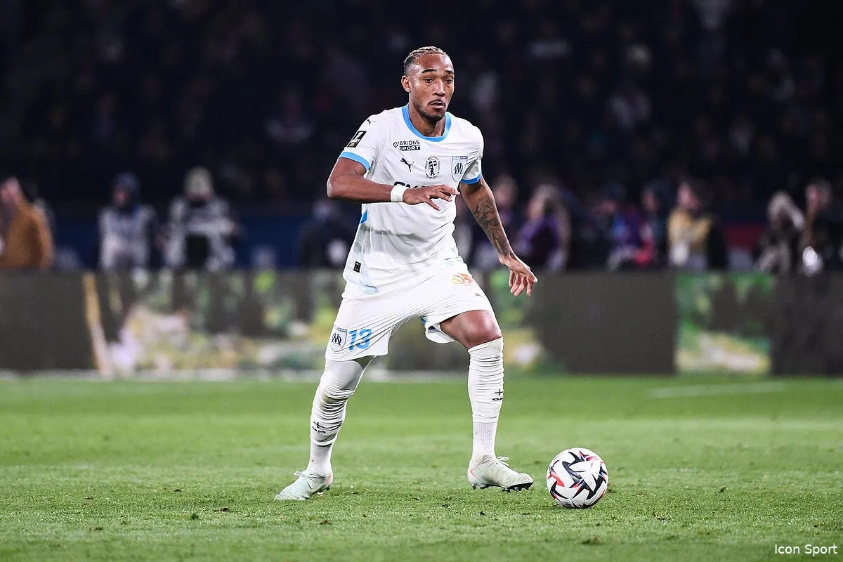 l om et alaves negocient un transfert a 4 me iconsport 255064 0614 397536