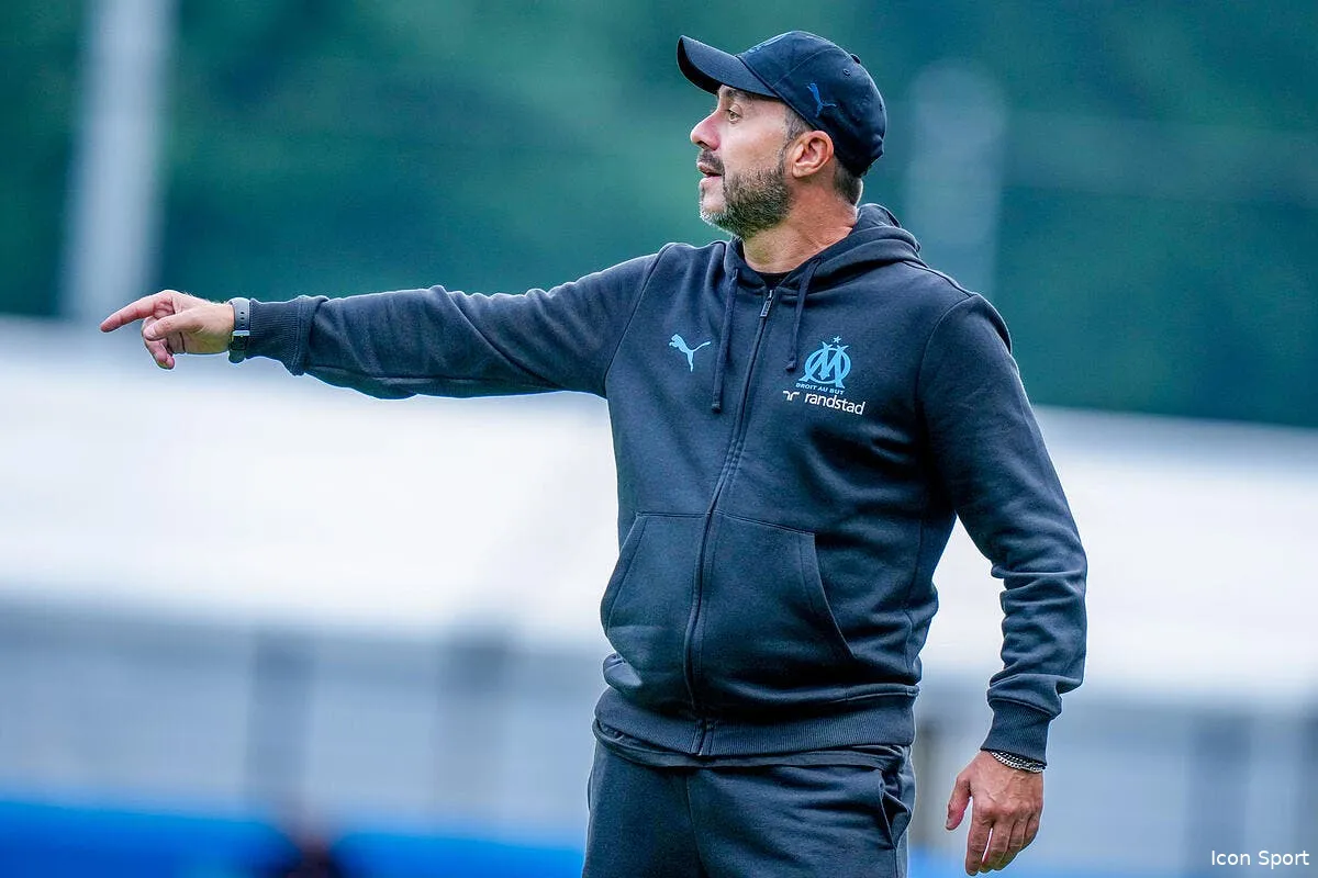 l om met la main sur un ancien du psg iconsport 264855 0038 396053