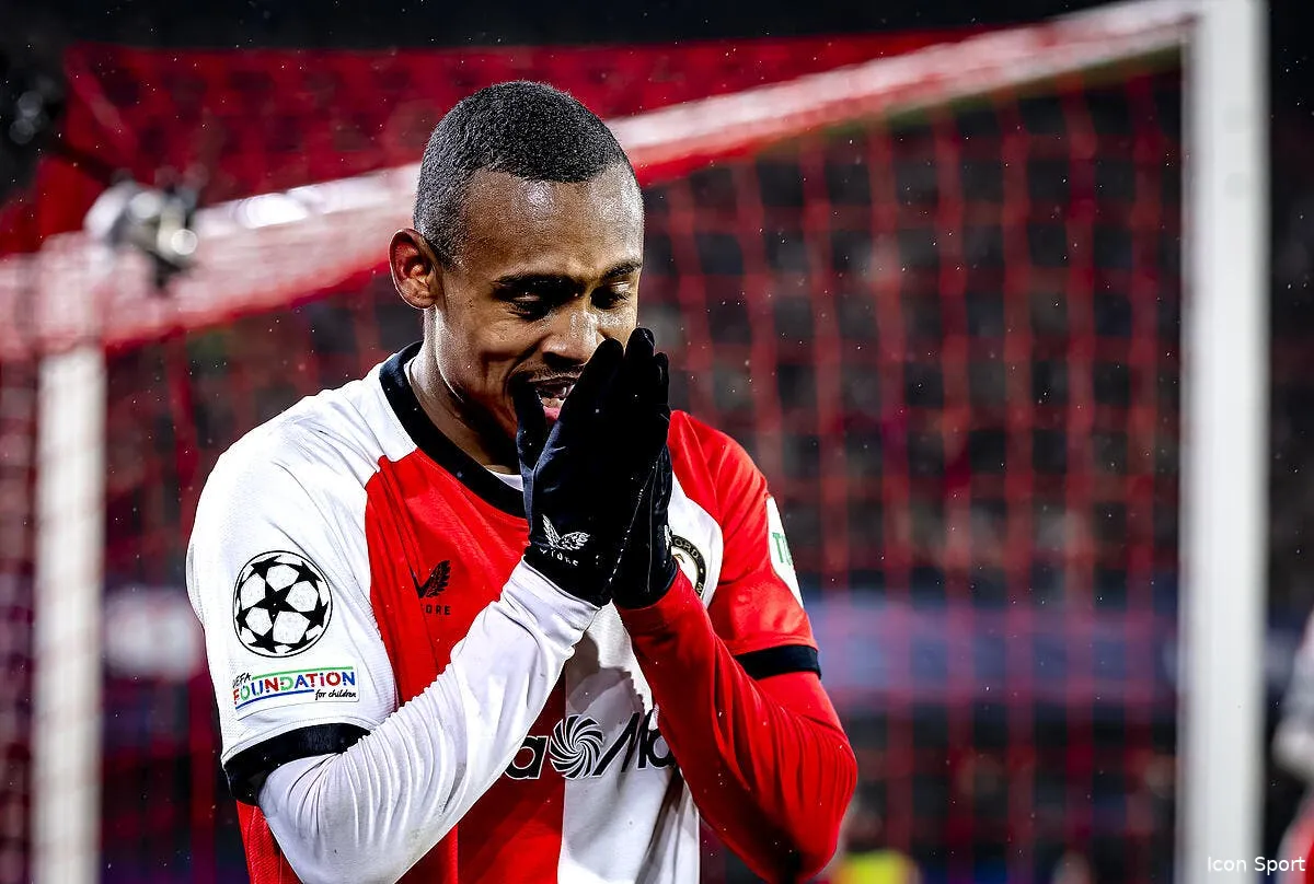 l om met un enorme coup de pression au feyenoord iconsport 252095 0172 395994