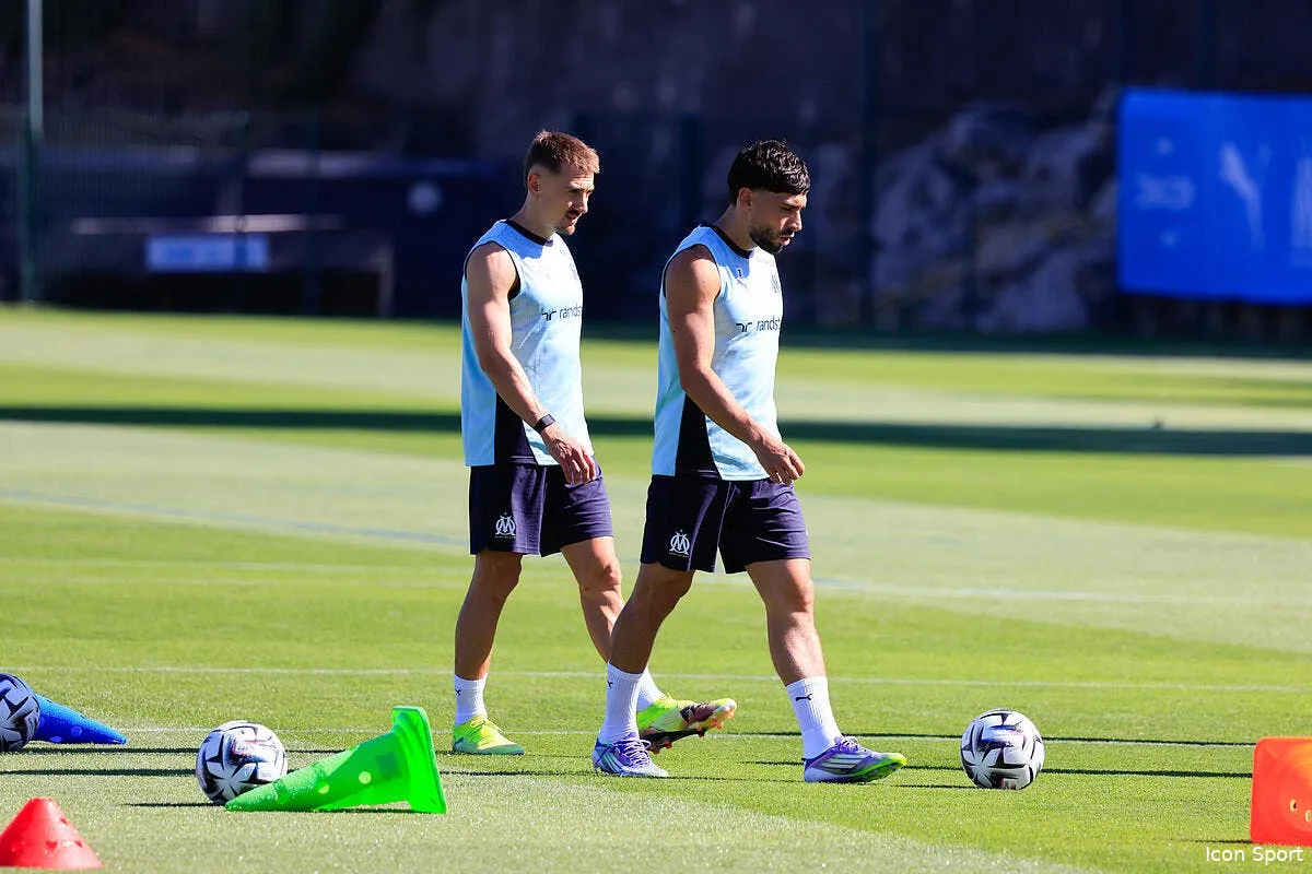 l om pousse un attaquant vers la sortie iconsport 264574 0045 396087