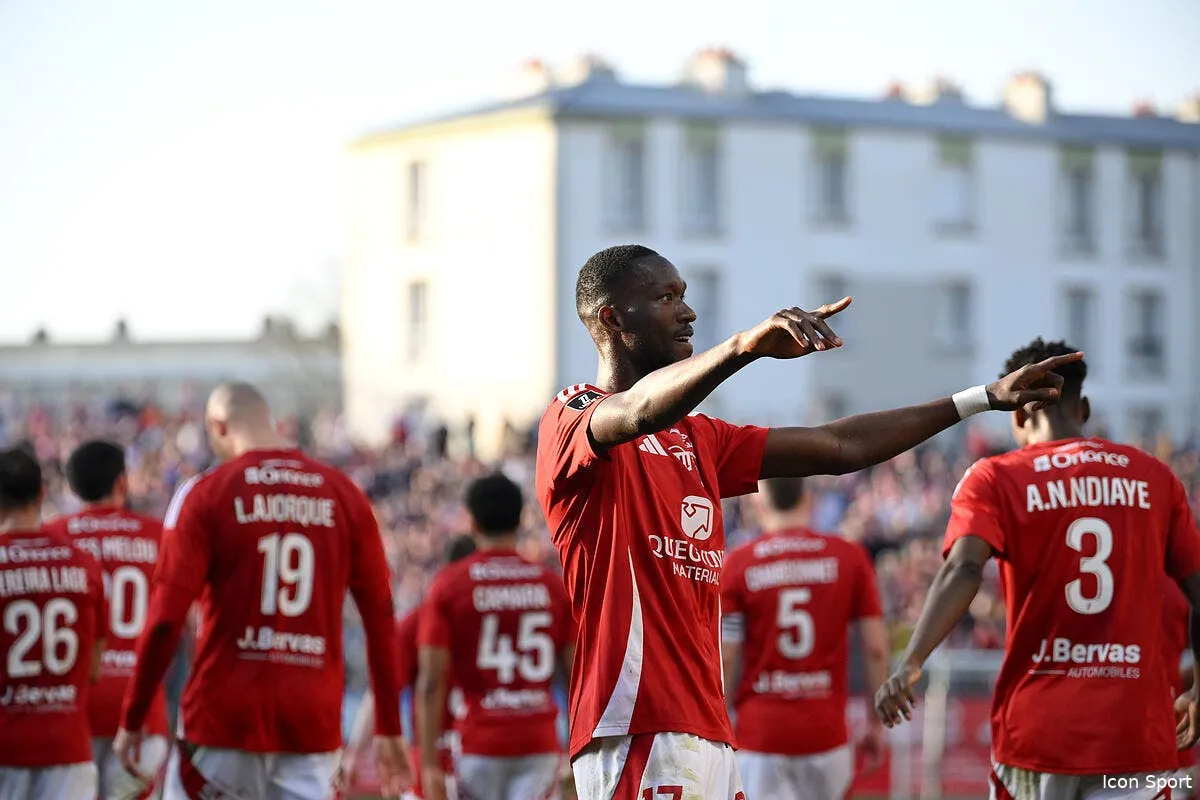 l1 monaco crucifie sur le gong par brest iconsport 256758 0040 390826