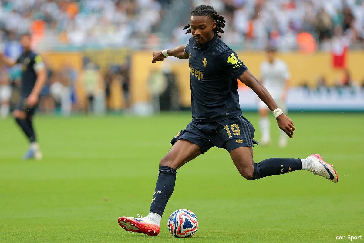 la juventus sans pitie avec le psg pour thuram iconsport 263461 0072 396083