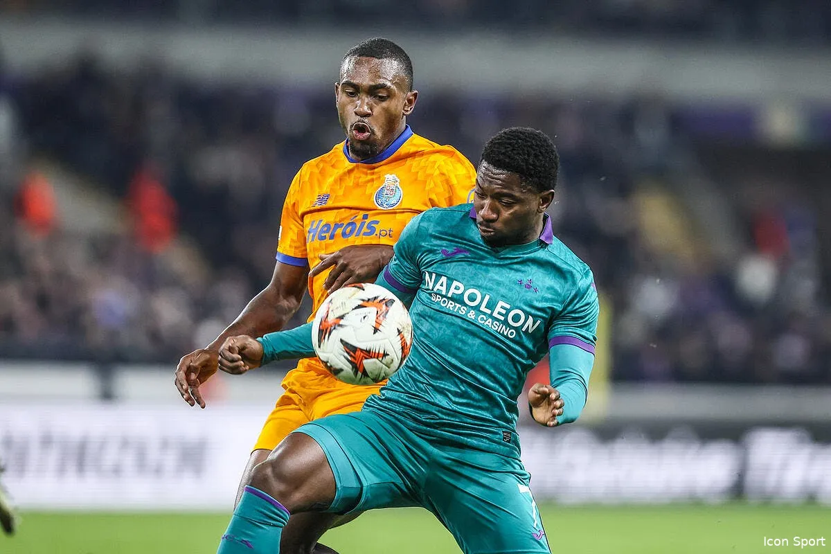 le paris fc oublie mbemba avec un defenseur a 50 me iconsport 245670 0027 395129