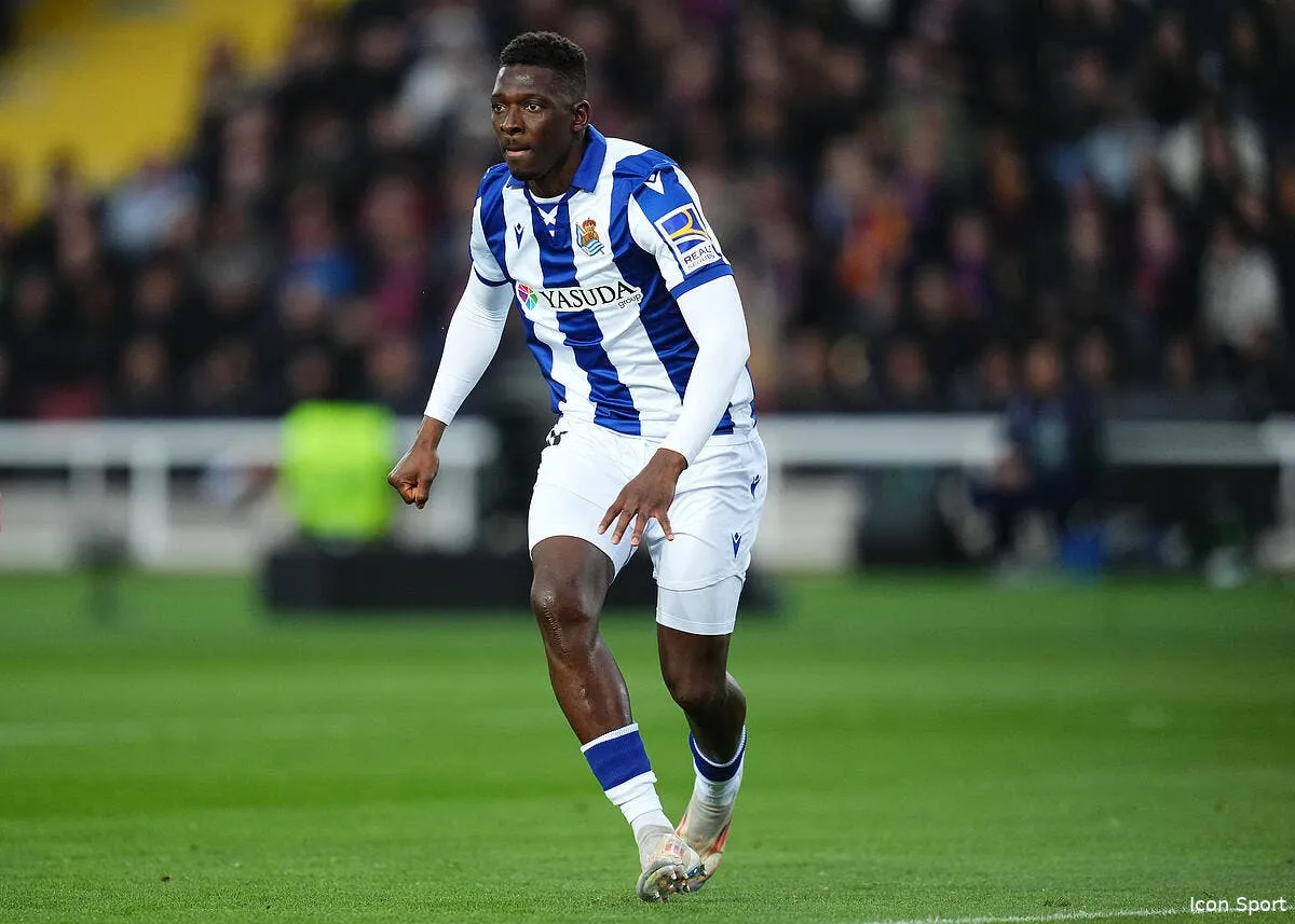 le paris fc tente un gros coup iconsport 253681 0296 396443