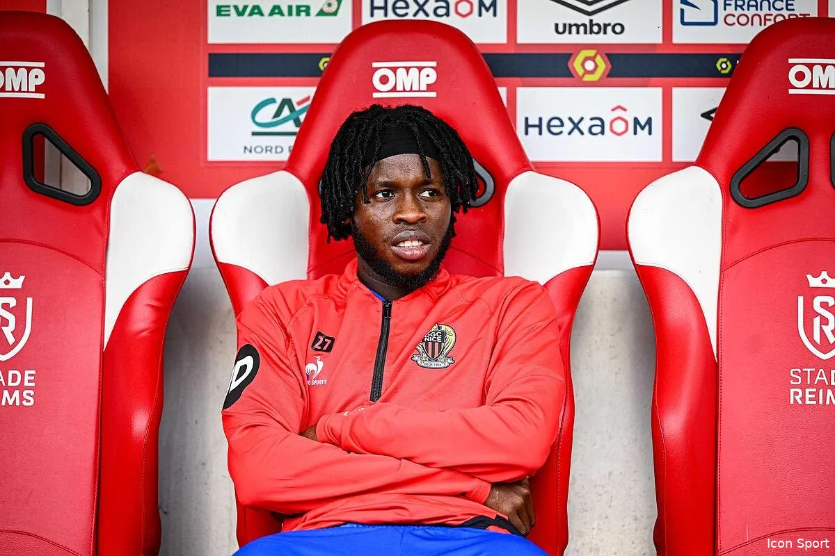 le paris fc tente un indesirable de nice iconsport 206838 0217 394390