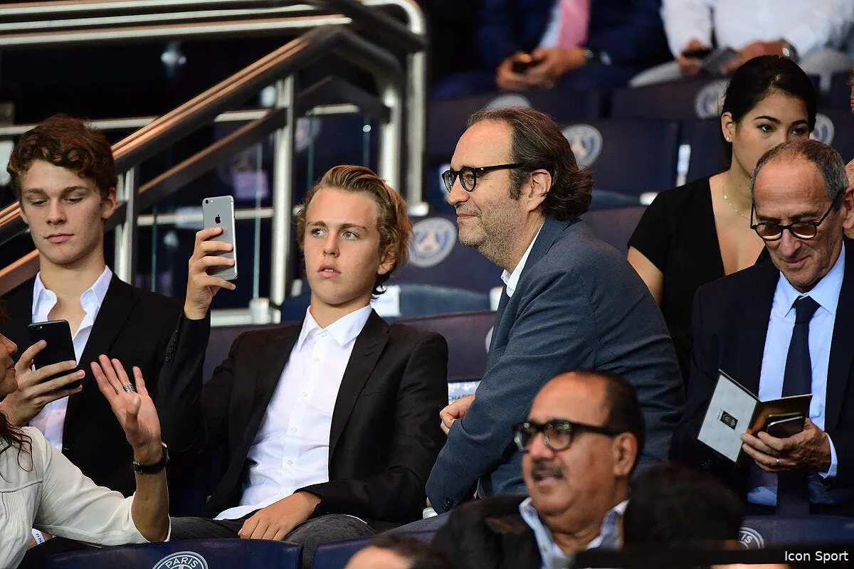 le patron de free sur le point de racheter un club iconsport 096442 0347 392073