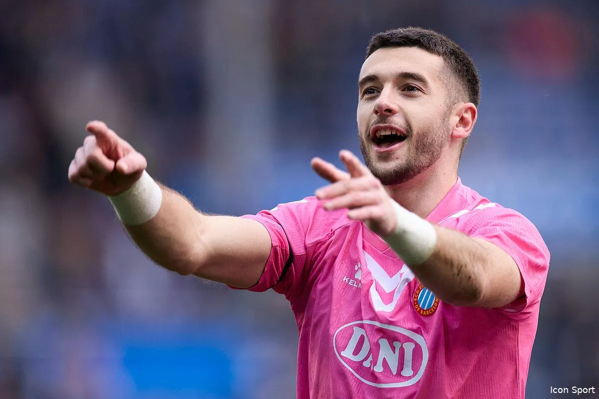 le psg a un probleme de gardiens un barcelonais s en moque iconsport 253100 0018 390199