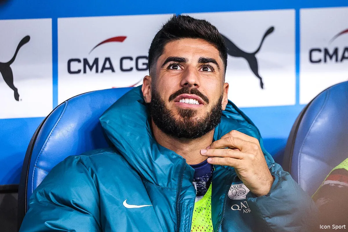 le psg accepte de vendre 3 joueurs au meme club pour 30 me iconsport 242950 0517 395253