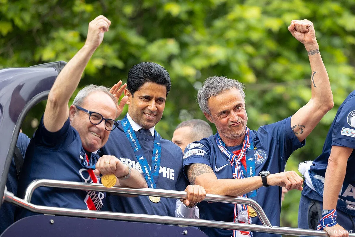 le psg hesite entre deux jeunes stars du foot mondial iconsport 261503 0073 397249