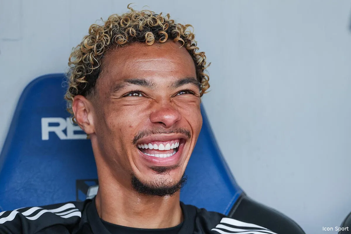 liverpool offre un salaire monstrueux a ekitike iconsport 264850 0010 396045