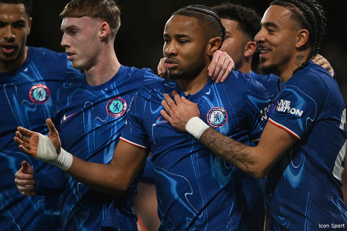 manchester united pose 40 millions d euros pour un francais iconsport 253240 0021 395310