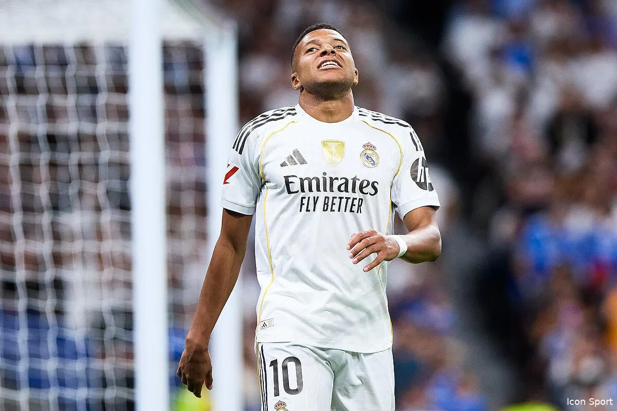 mbappe pierre menes degoute par kevin diaz iconsport 268535 0023 398390