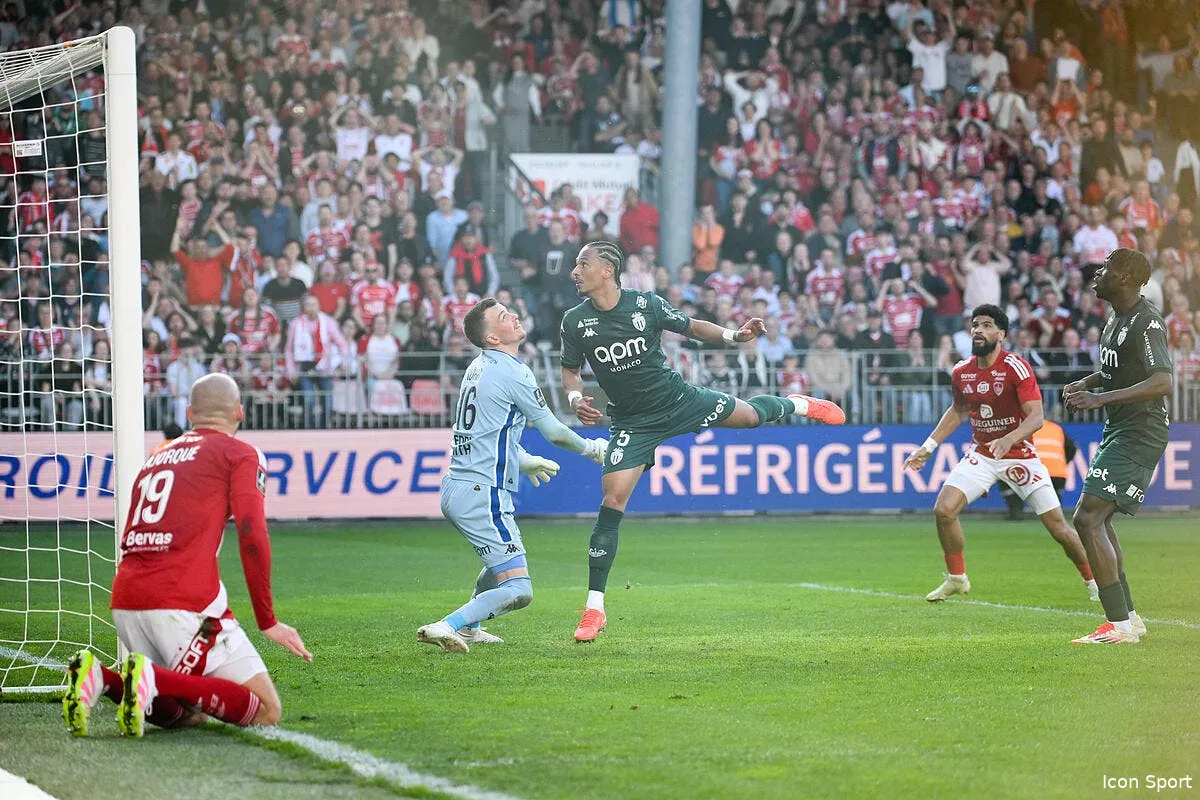 monaco joue a 10 l asm cherche deja un gardien de but iconsport 256758 0032 390839